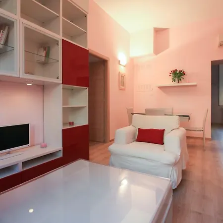 Family And Friends Apt *
